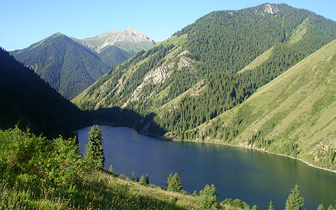 Kazakhstan.jpg (105630 bytes)