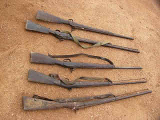 wpe16.jpg (10680 bytes)