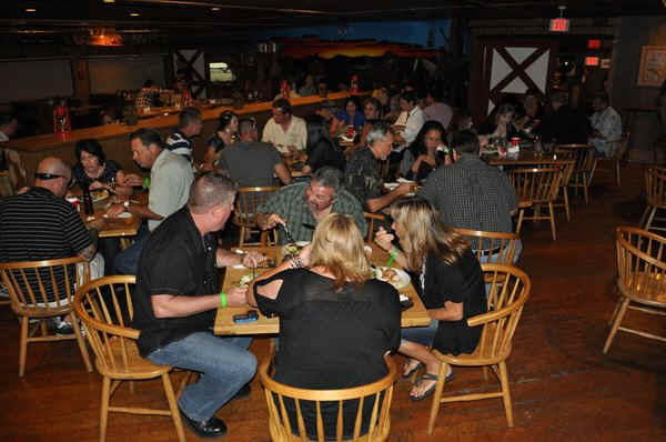 wpe9.jpg (31614 bytes)