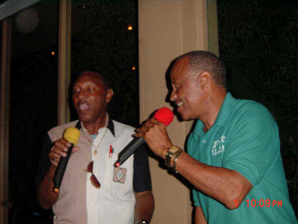 wpe4.jpg (24105 bytes)