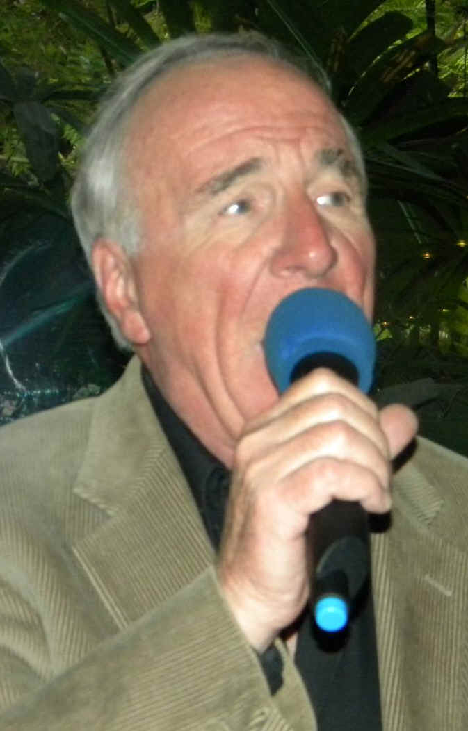 wpeD.jpg (48492 bytes)