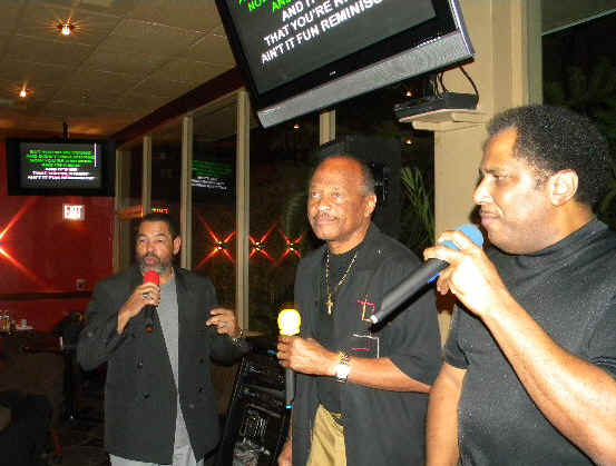 wpeA.jpg (29836 bytes)